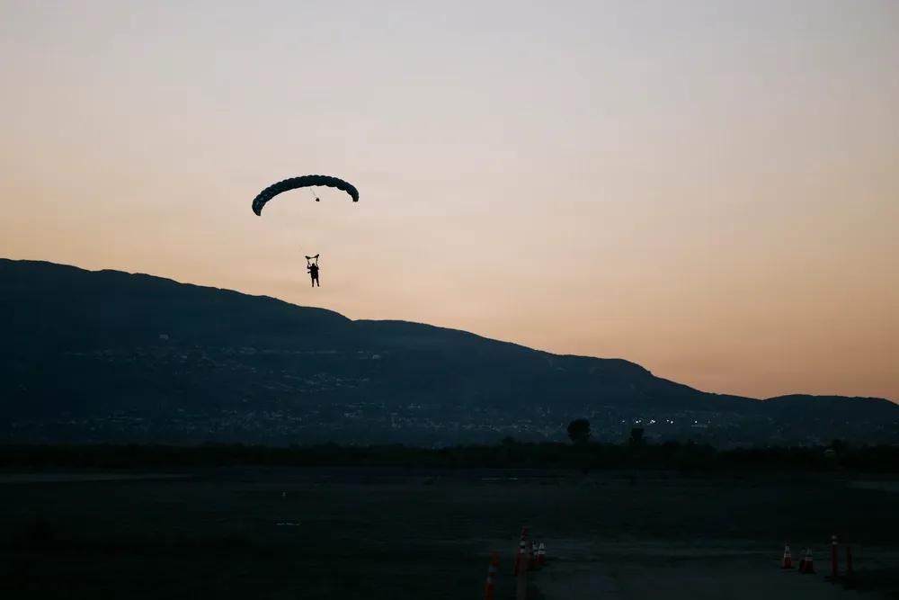 2025年10月29日，美国海军陆战队第11海军远征大队海上突击部队的海军陆战队