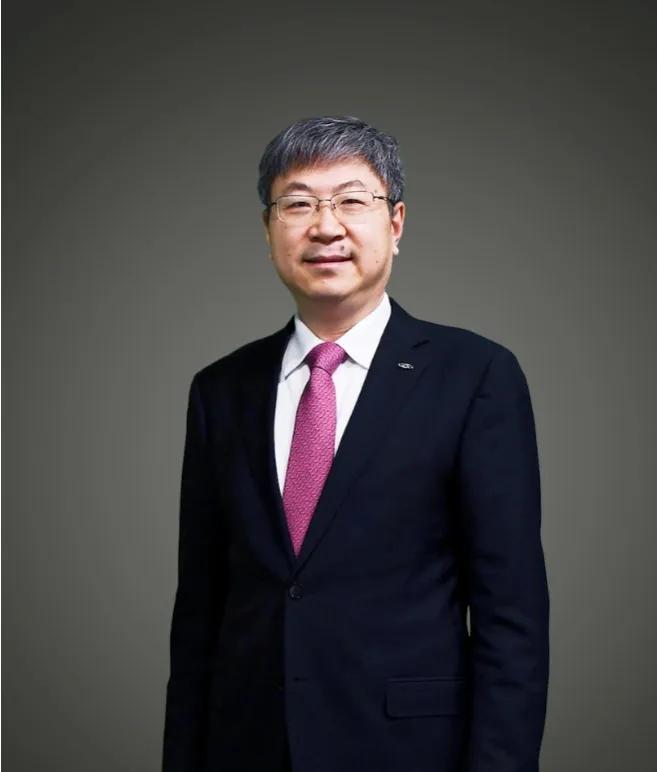 全国人大代表、奇瑞控股集团党委书记、董事长尹同跃，基于对制造业的深度实践和调研，