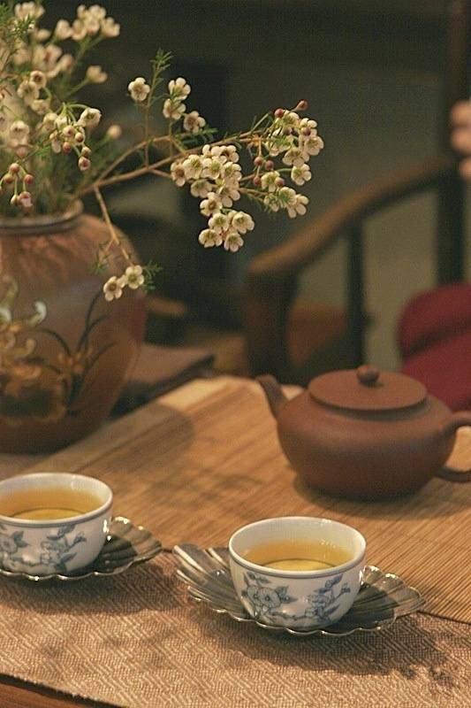 博多·舍费尔
获得财务安全的六个法则：

1. 一旦解除后顾之忧, 马上投入所有