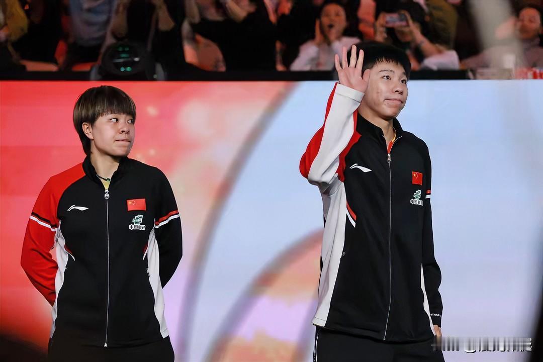 成都混团世界杯国乒出战队员：
第一场混双王楚钦孙颖莎、女单蒯曼、男单林诗栋；
第