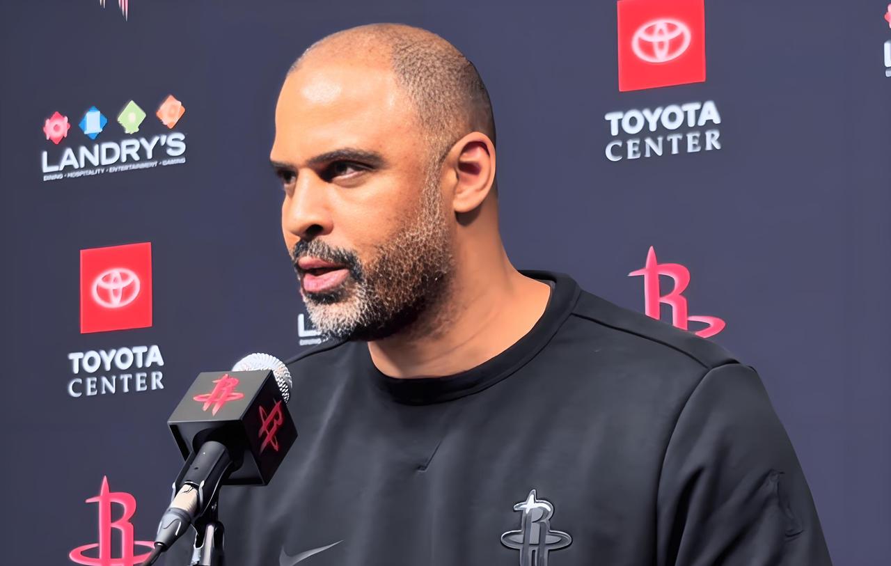 还嘴硬，火箭输球乌杜卡抱怨裁判吹的真烂！

上午结束的一场NBA比赛，火箭主场输