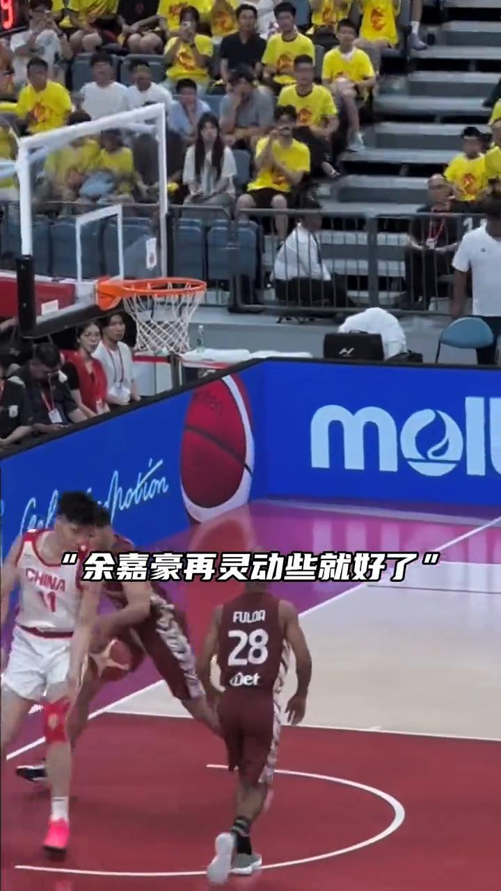 老叔必选的高诗岩，打造出高诗岩+余嘉豪的配合，余嘉豪再灵动些就好了。高诗岩7月份