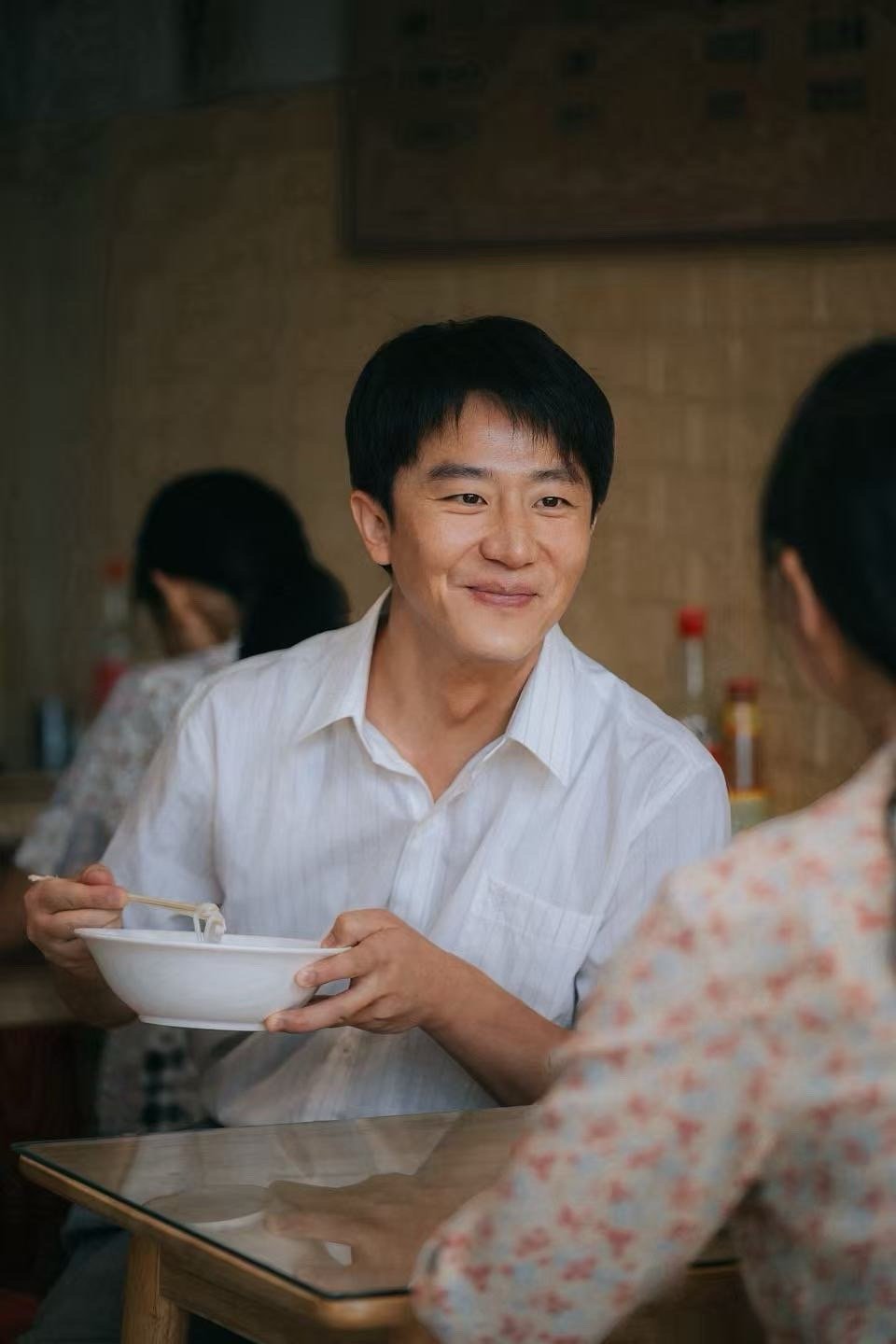 救命，黄轩怎么又这么多个不同的样子啊？到底演的是倪向东还是徐庆利，我怎么看不懂了