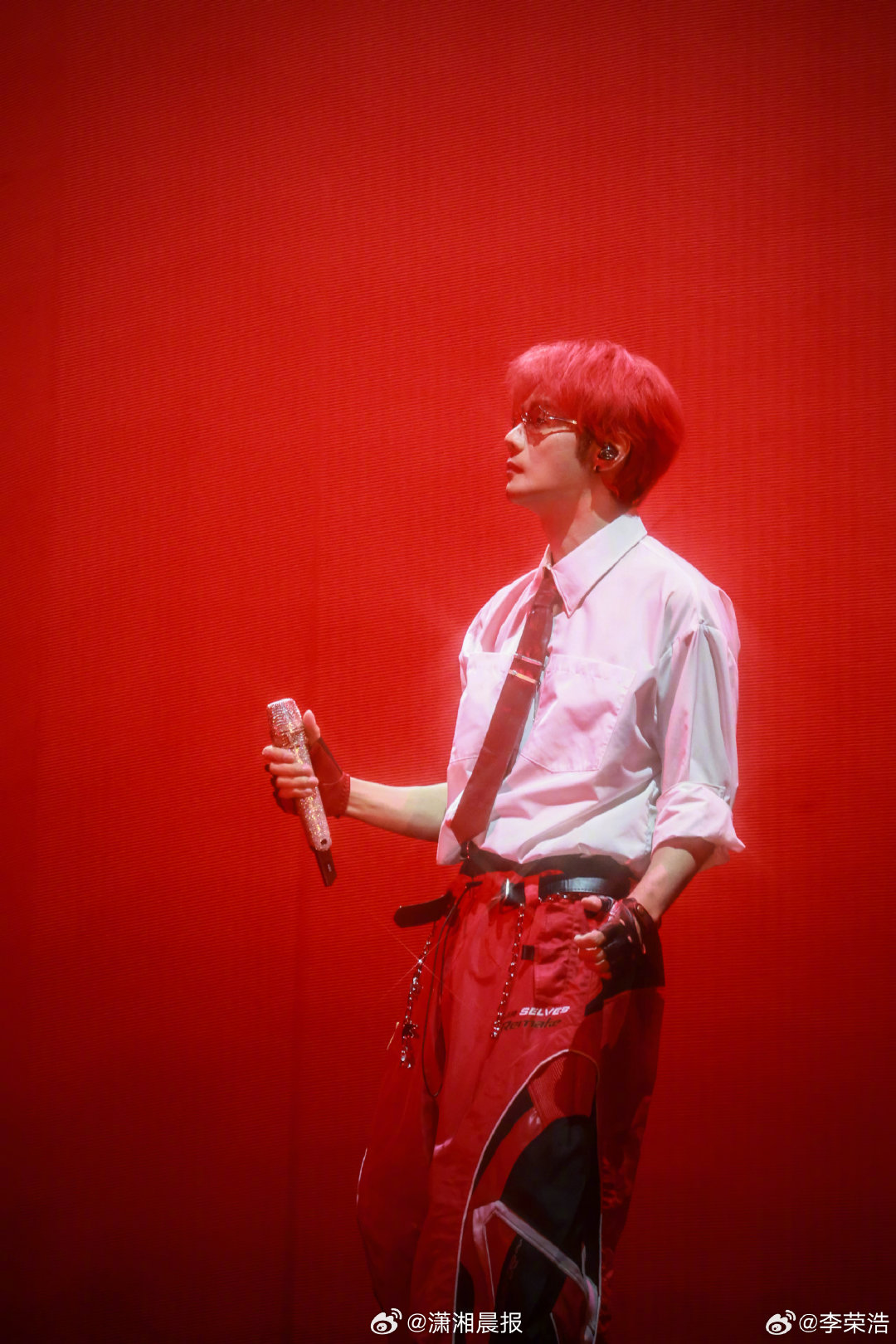 #律师谈吴向飞发李荣浩相关情况说明#【#律师谈艺人免费表演法律边界#】4月15日