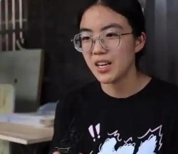 浙江女孩吴玉其，被匿名资助4年，今年保研复旦。她一直盼着找到恩人当面道谢，结果见