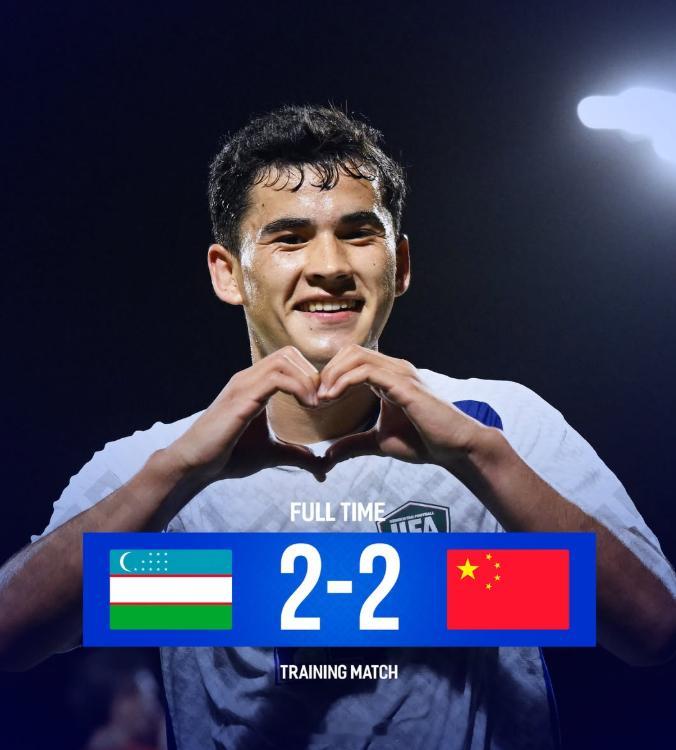 中国队2-2乌兹别克斯坦，中国队第一节2-0，第二节0-0，第三节0-2……晚点
