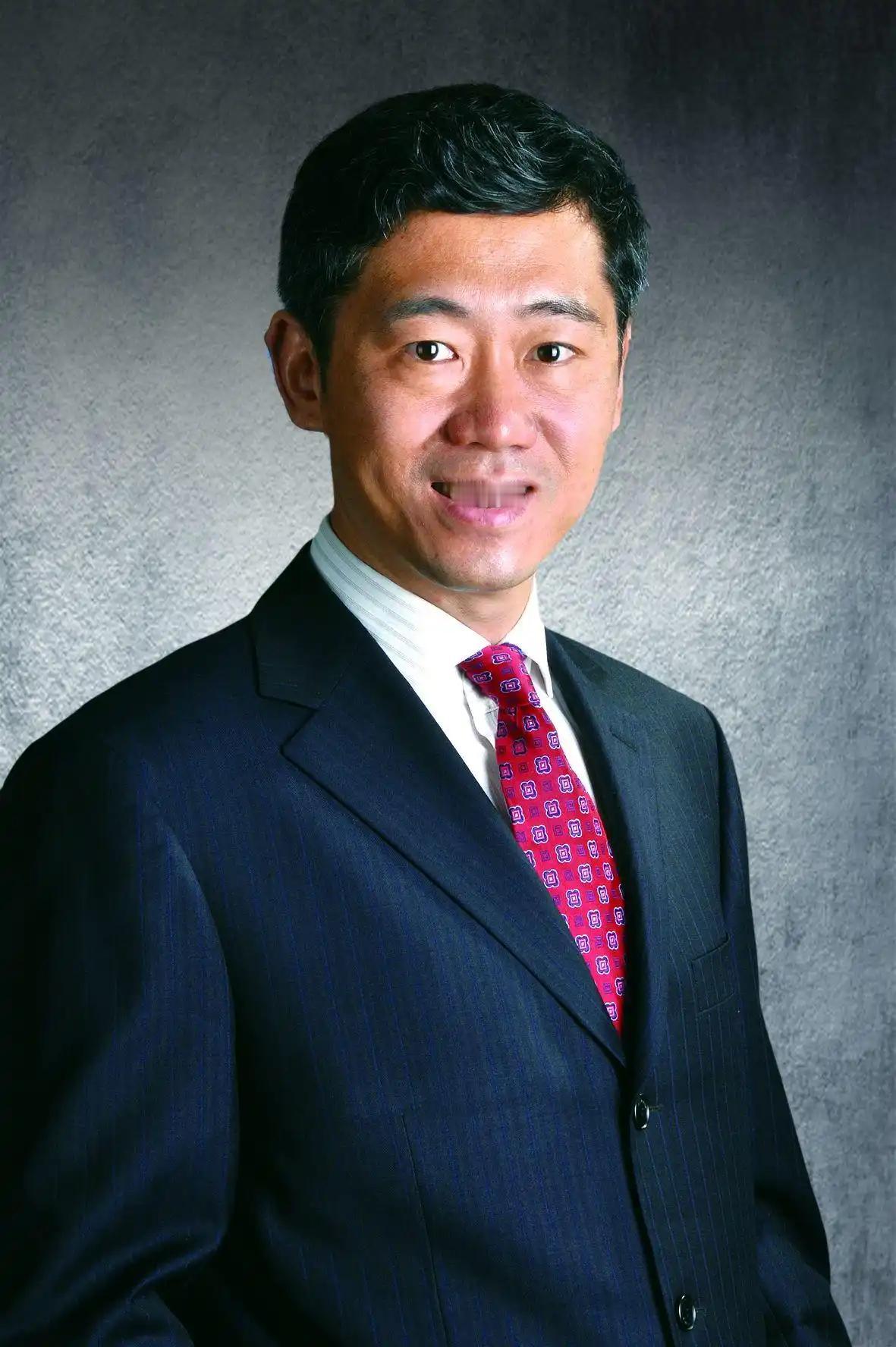 清华著名教授李稻葵替几亿农村老人说出了心里话，坚决反对养老政策无限拖延。当年交公