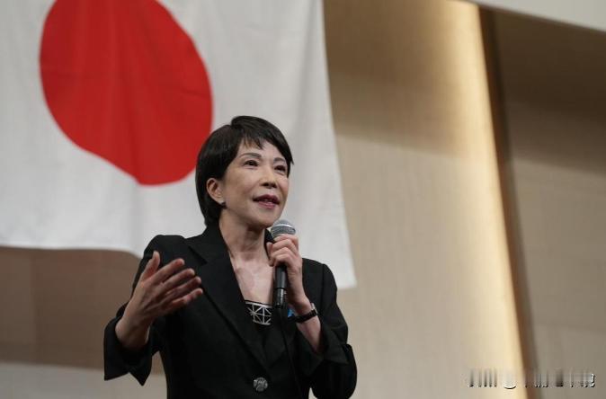 新加坡总理帮高市求情，表示日方已停止挑衅，希望中方“放下过去” 这话一出，现场有