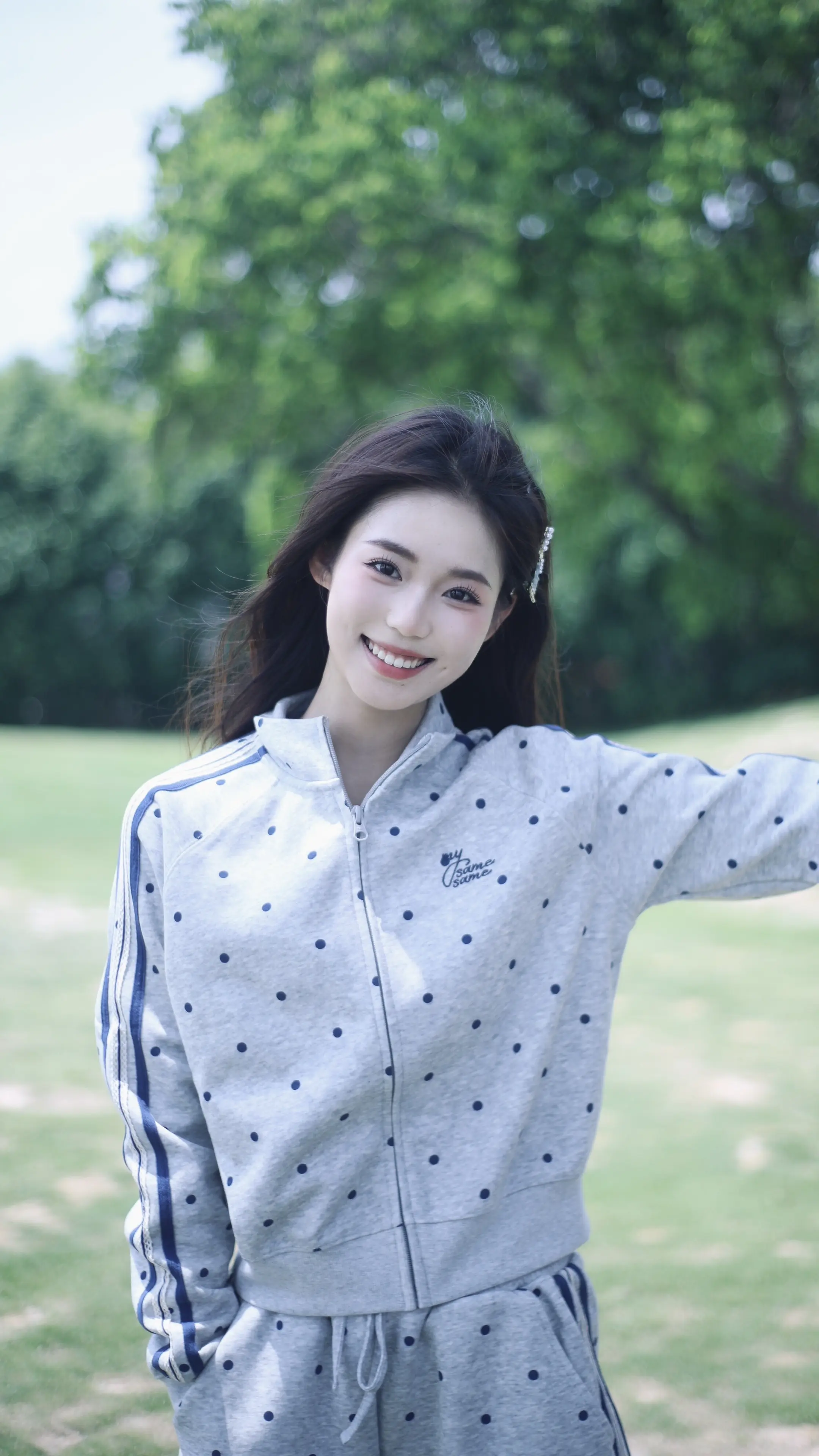 那天 我经过一片花园