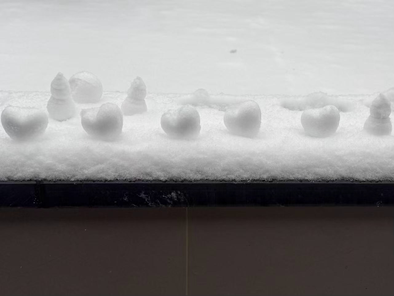 在家窝一天武汉下雪