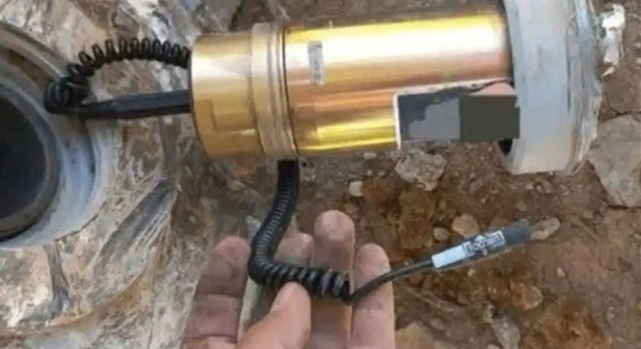 突发重磅！伊朗革命卫队宣布：成功摧毁3枚美军巨型钻地弹，赞詹省成关键战场

就在