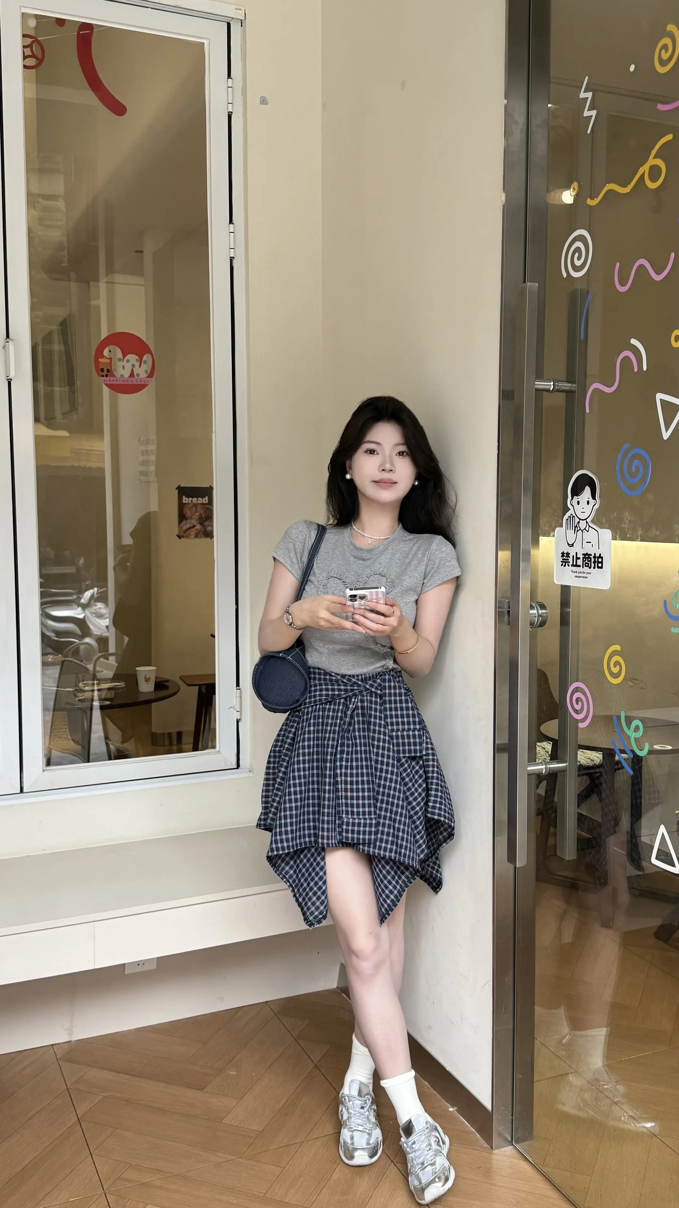 亲爱的泡芙小姐 在那么多个放声大哭的夜里 如今终于可以波澜不惊的面对生活的挫折了