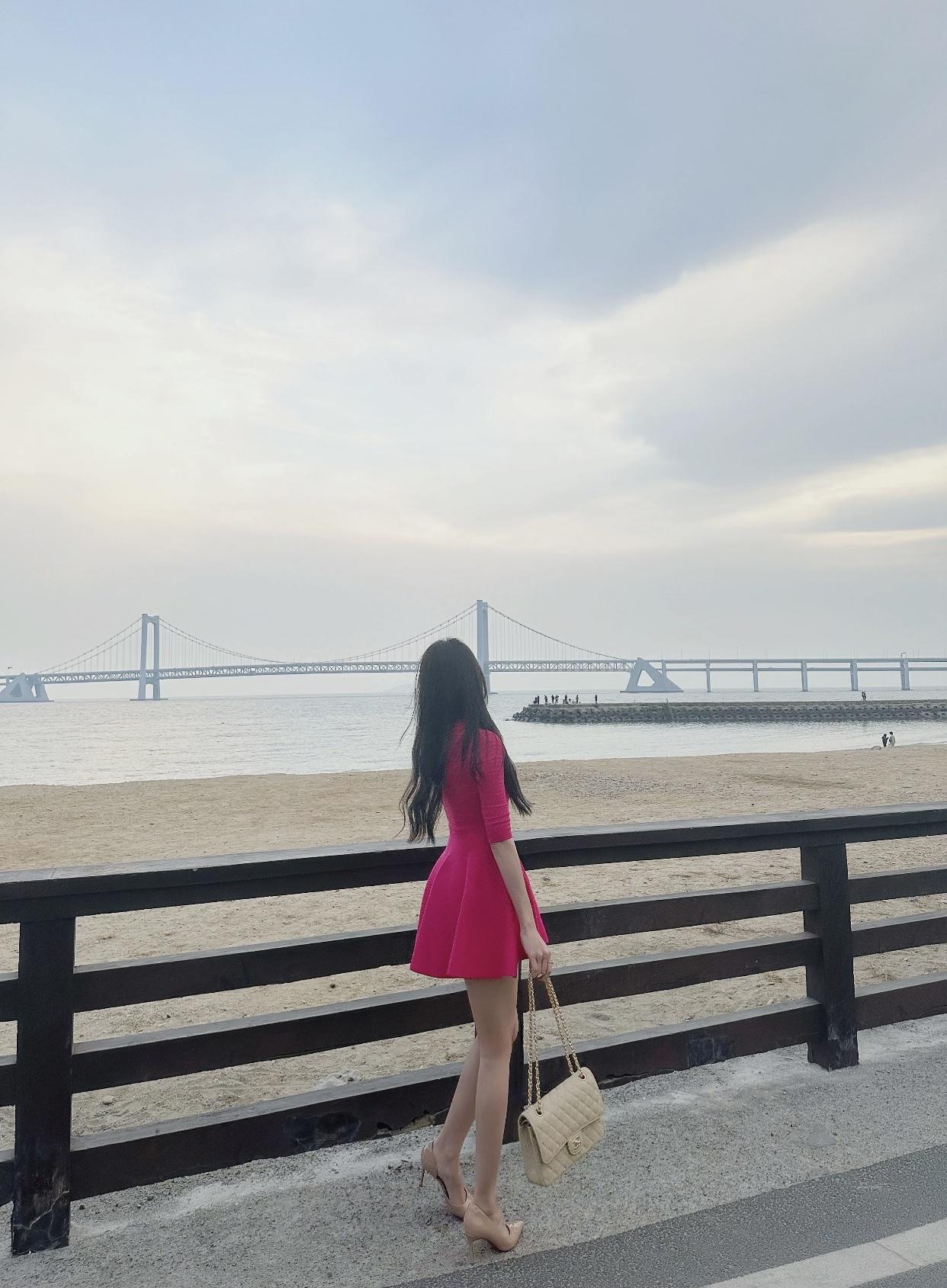 你觉得女人最高级的性感是什么善良的品性，对他人充满善意，富有同情心。