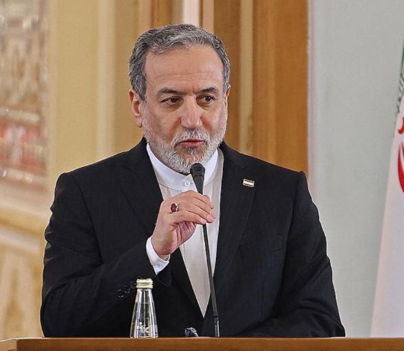 中东大战打醒美方：特朗普居然忘了，中国有一项能力已位居世界第一。
 
说白了，特