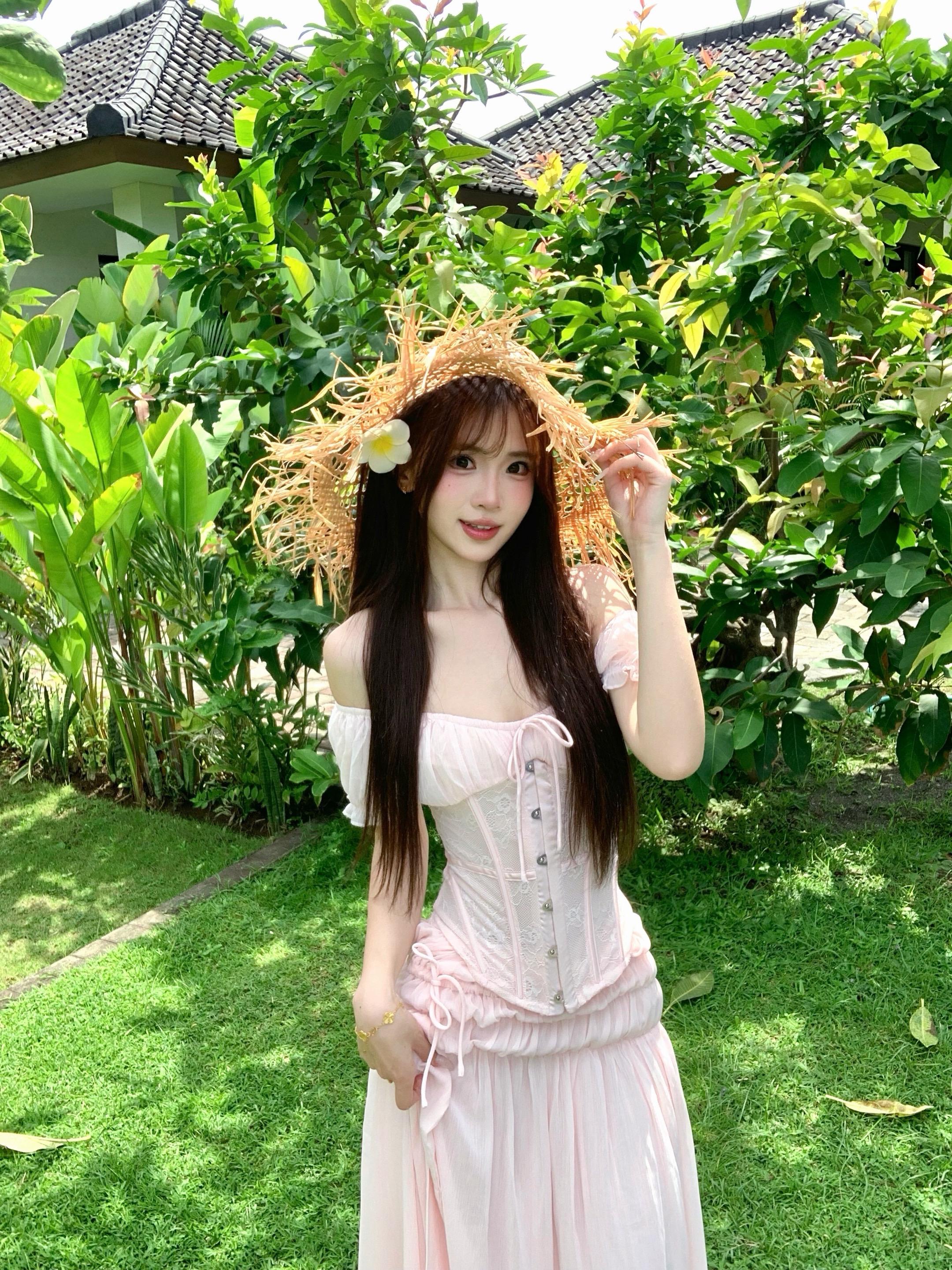 ⋆｡𝓢𝓾𝓶𝓶𝓮𝓻⸝⸝ 🏝️ ℴ｡