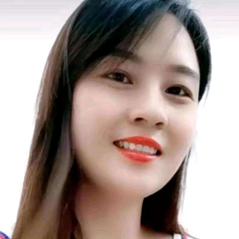 红唇如朱砂，笑靥似春花。红唇美少女 红唇美人照 深发红唇 红唇生活照 红唇写真 