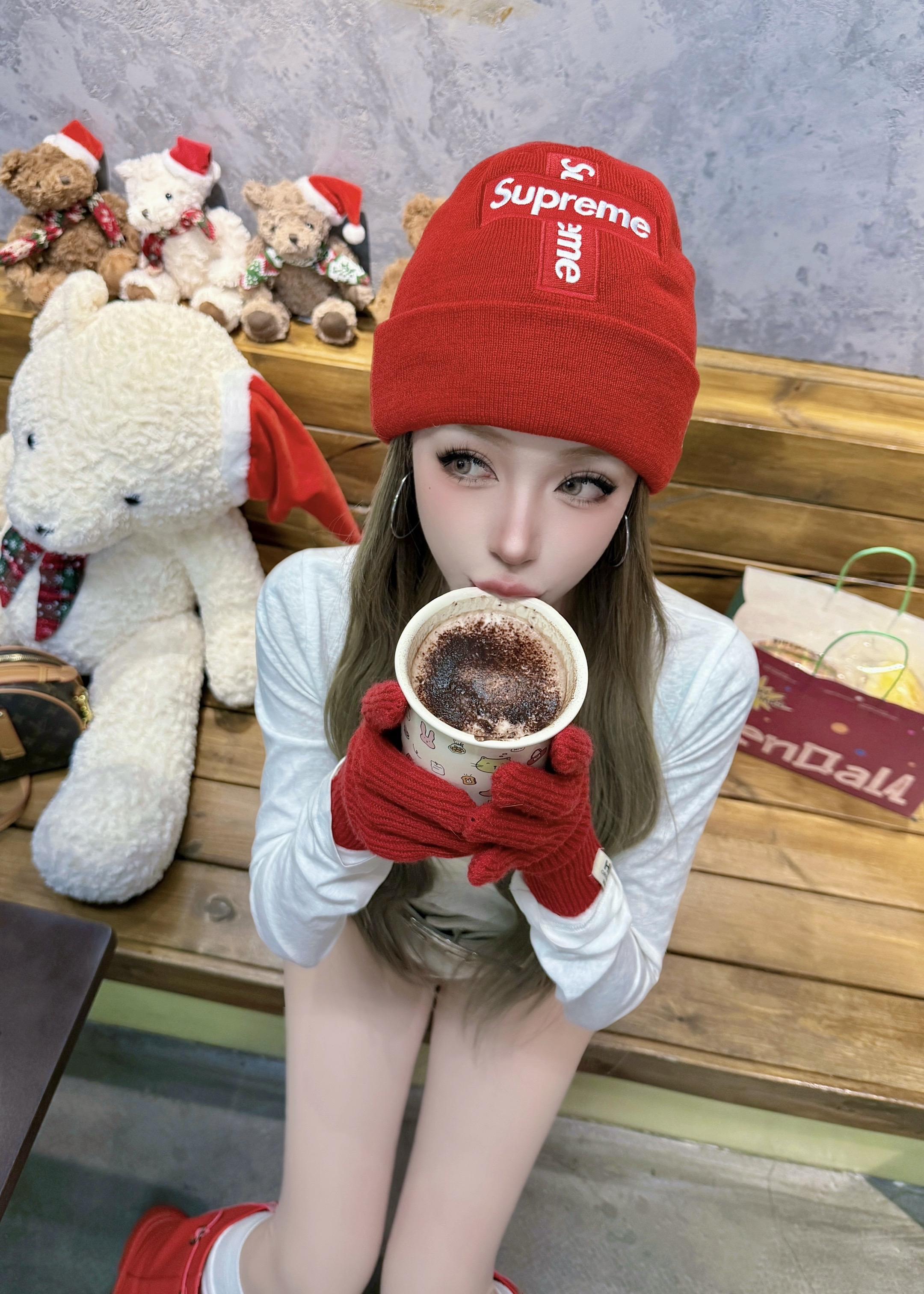 她实在可爱 有点脾气怎么了。