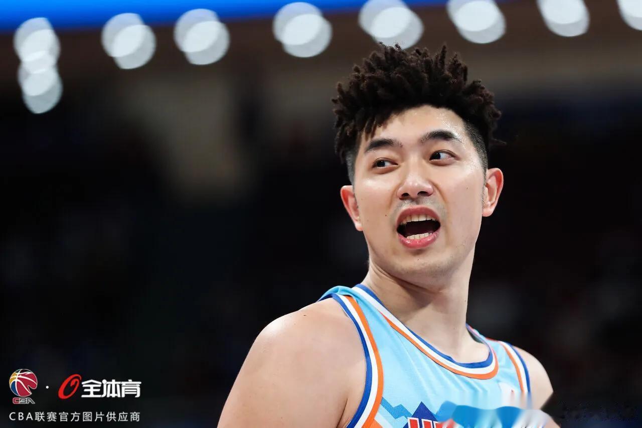 新疆男篮109:104战胜上海男篮，这两点是球队取胜的主要原因

1、琼斯表现很