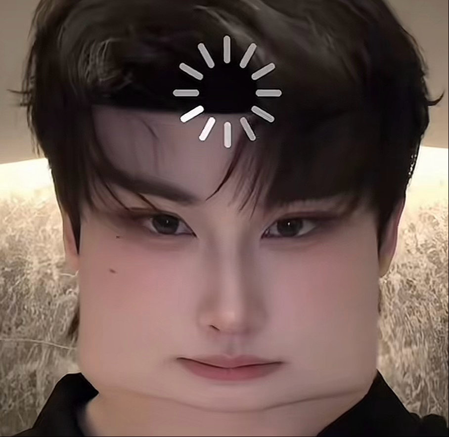 余宇涵不明显头像🈶 ​​​