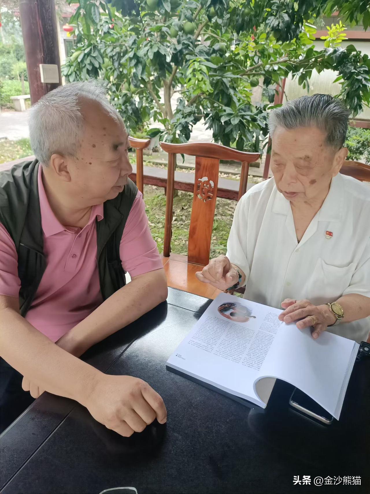 乐山嘉州宾馆的“糖醋脆皮鱼”。
6月16日（周二）一早，成都的天空格外凉爽，非常