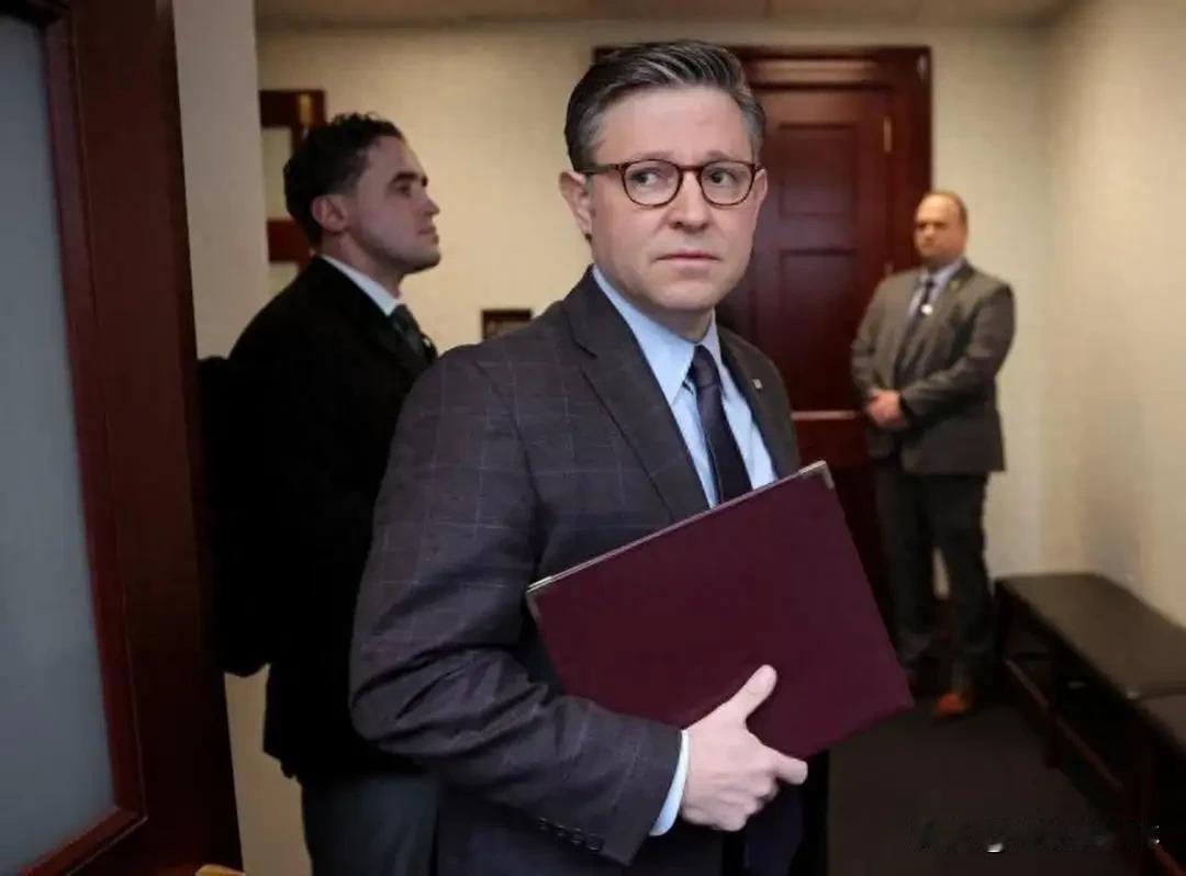 217:214！国会倒戈、盟友反水，特朗普连遭五记重击，彻底恼羞成怒
 
特朗普