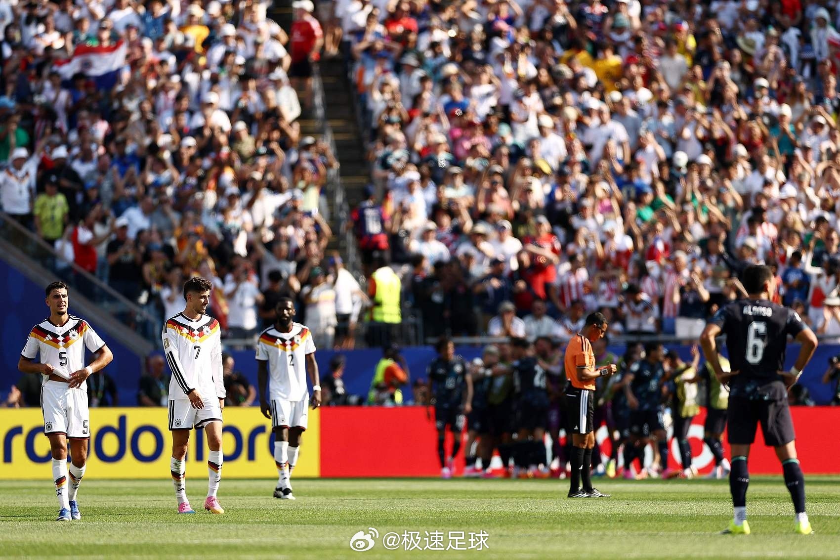 德国淘汰 2018年和2022年世界杯，德国均在小组赛中出局，没有晋级16强淘汰