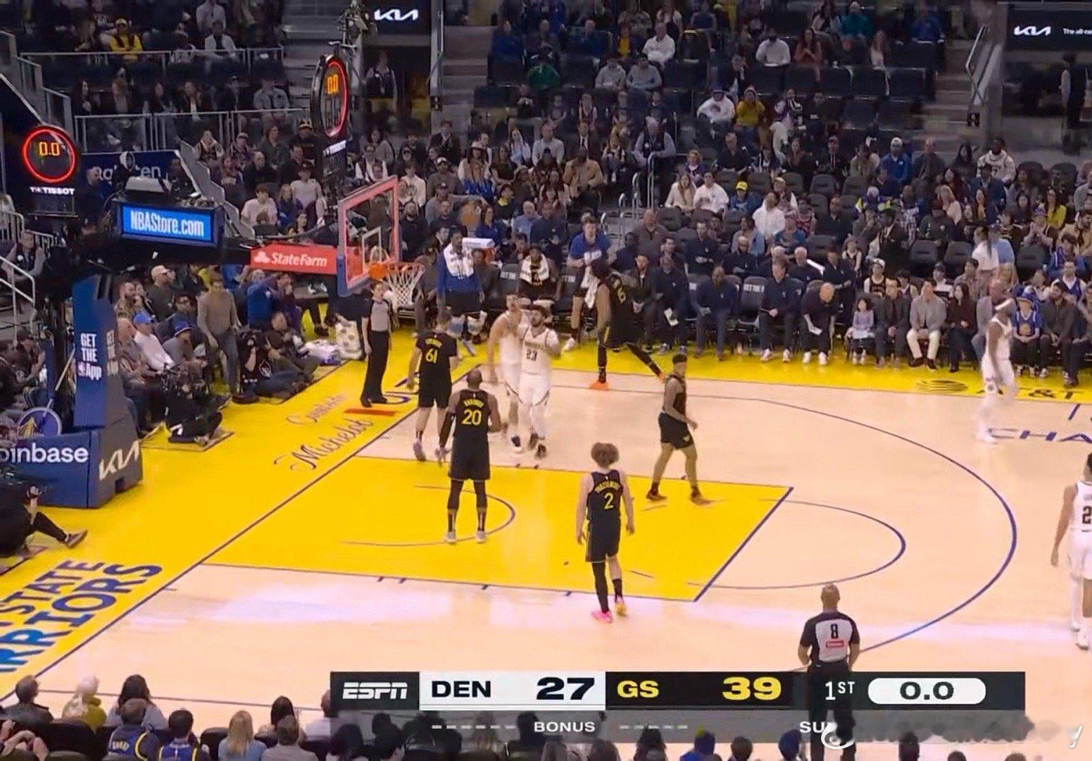 残阵勇士首节领先掘金12分，谁敢想象