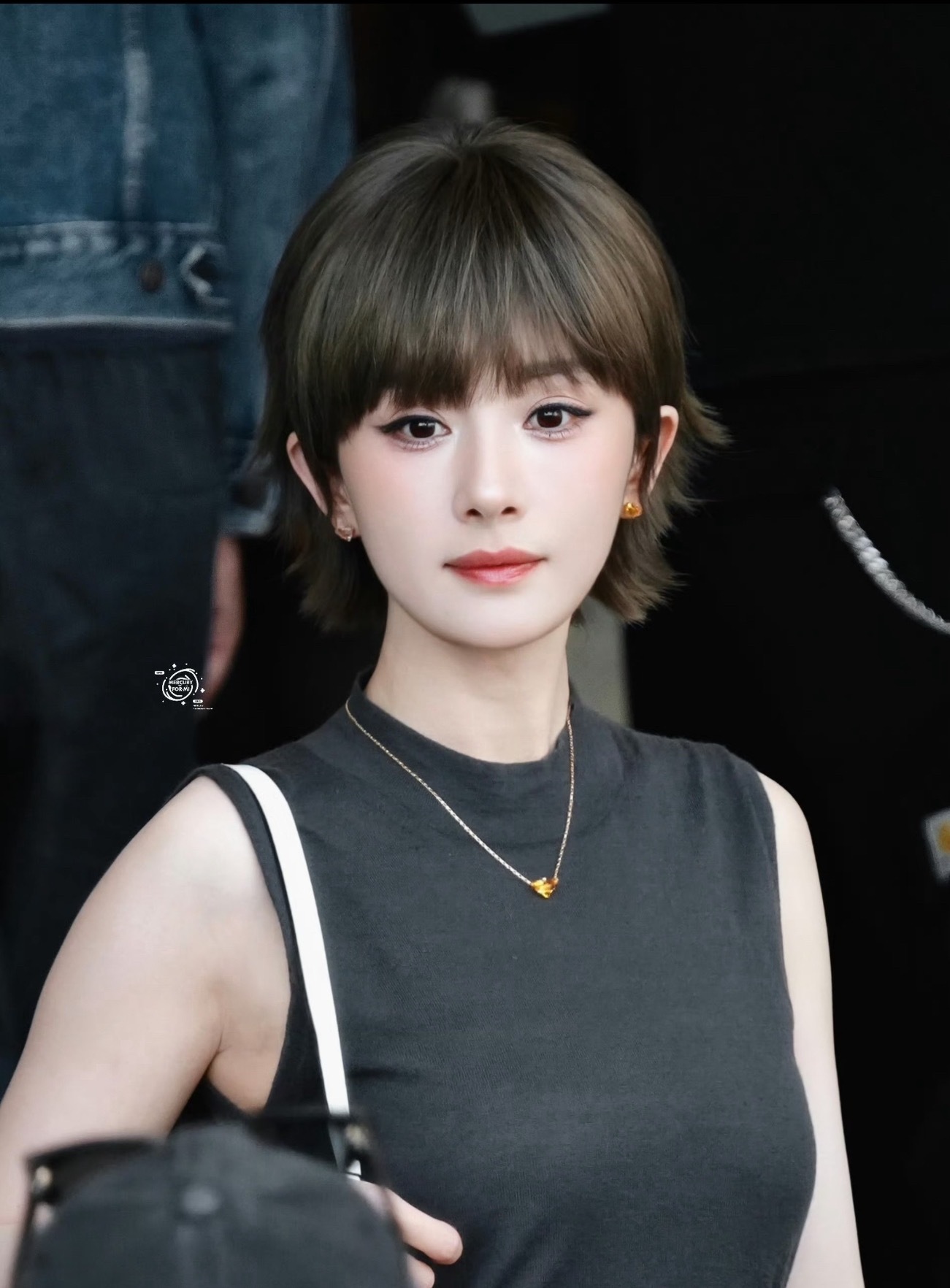 一些女明星的撕漫女短发… 