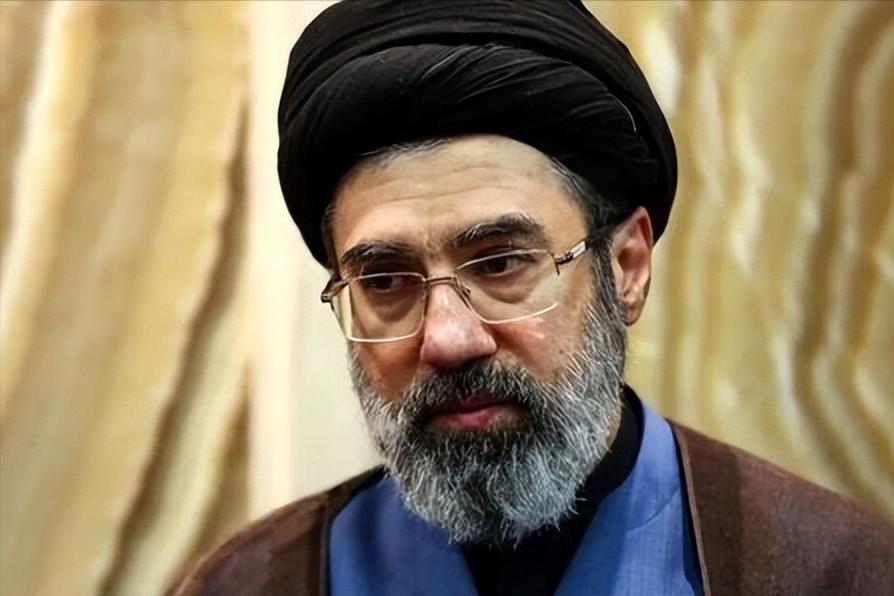 安理会草案被否、美伊停火达成、特朗普公开承认中国促成谈判，这三件事凑在一起，把中