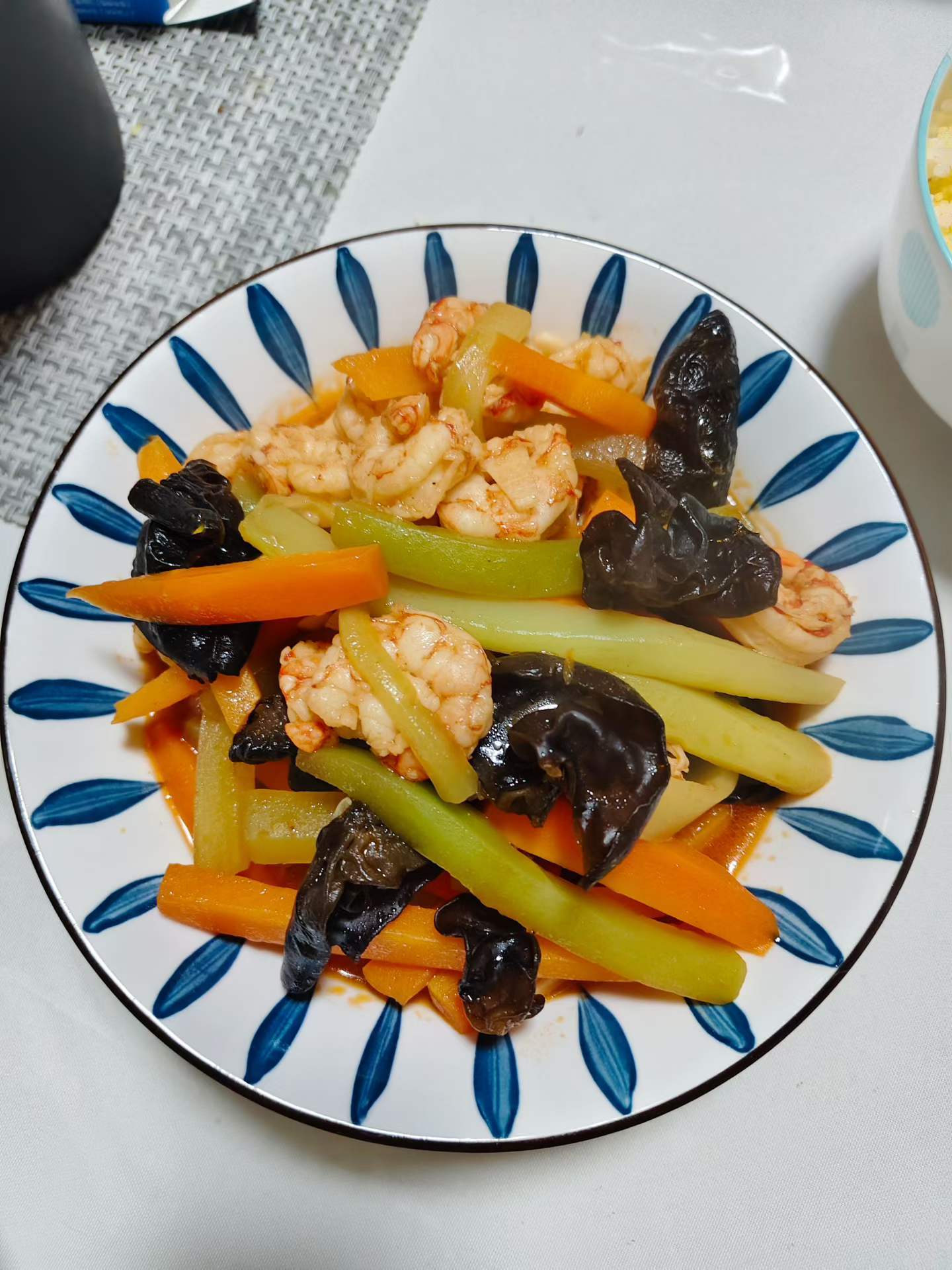 油焖虾仁🍤😸 