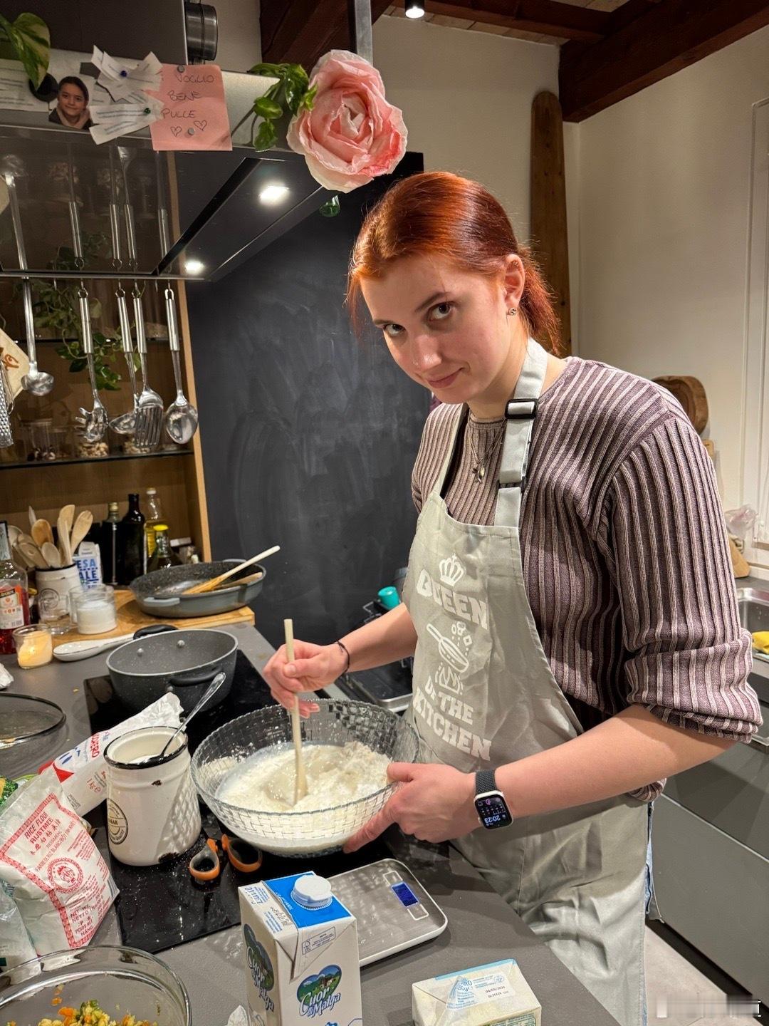 庄宇珊国际排坛动态雨刷和俱乐部队友们一起过春节！庄大厨上线……