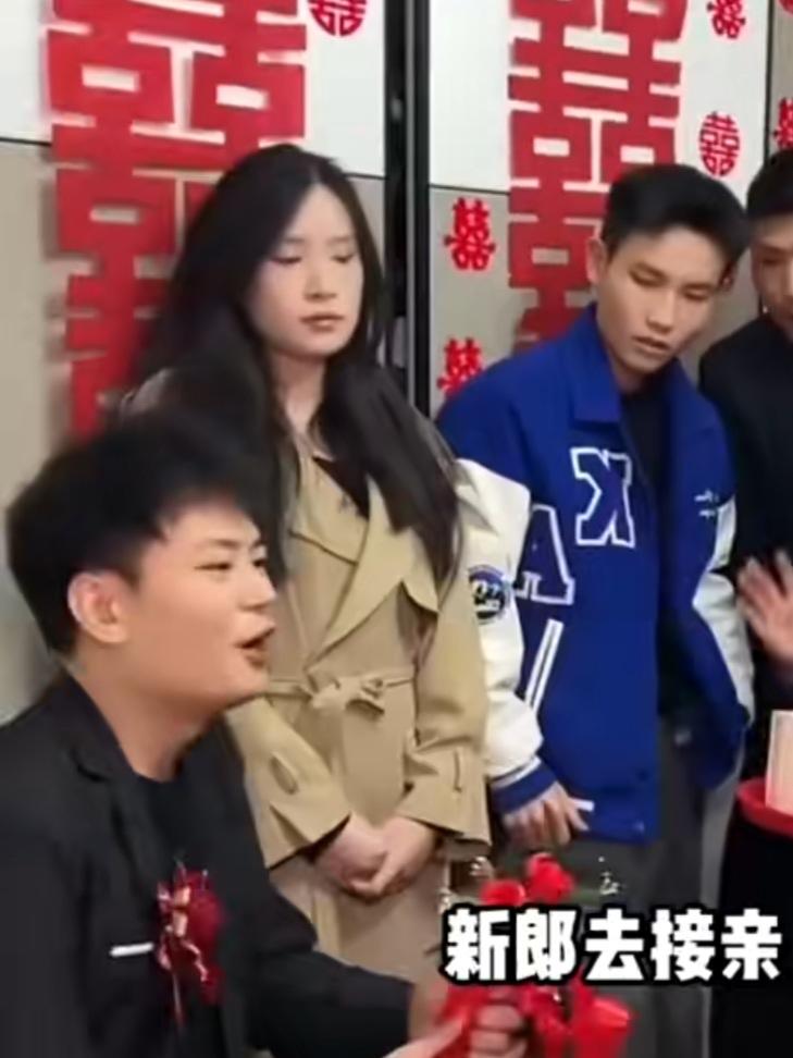 怎么也不敢相信，现实中会有这么傻的女人？18万彩礼新娘转身给了男闺蜜，新郎发现后