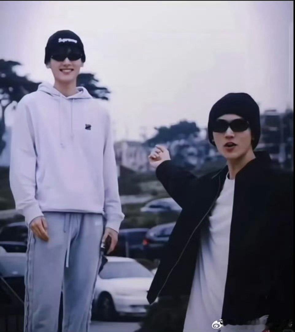 谁懂啊！第一眼看成周柯宇，结果是哥哥周昊杉来《合伙人》啦！周柯宇哥哥从短剧转战芒