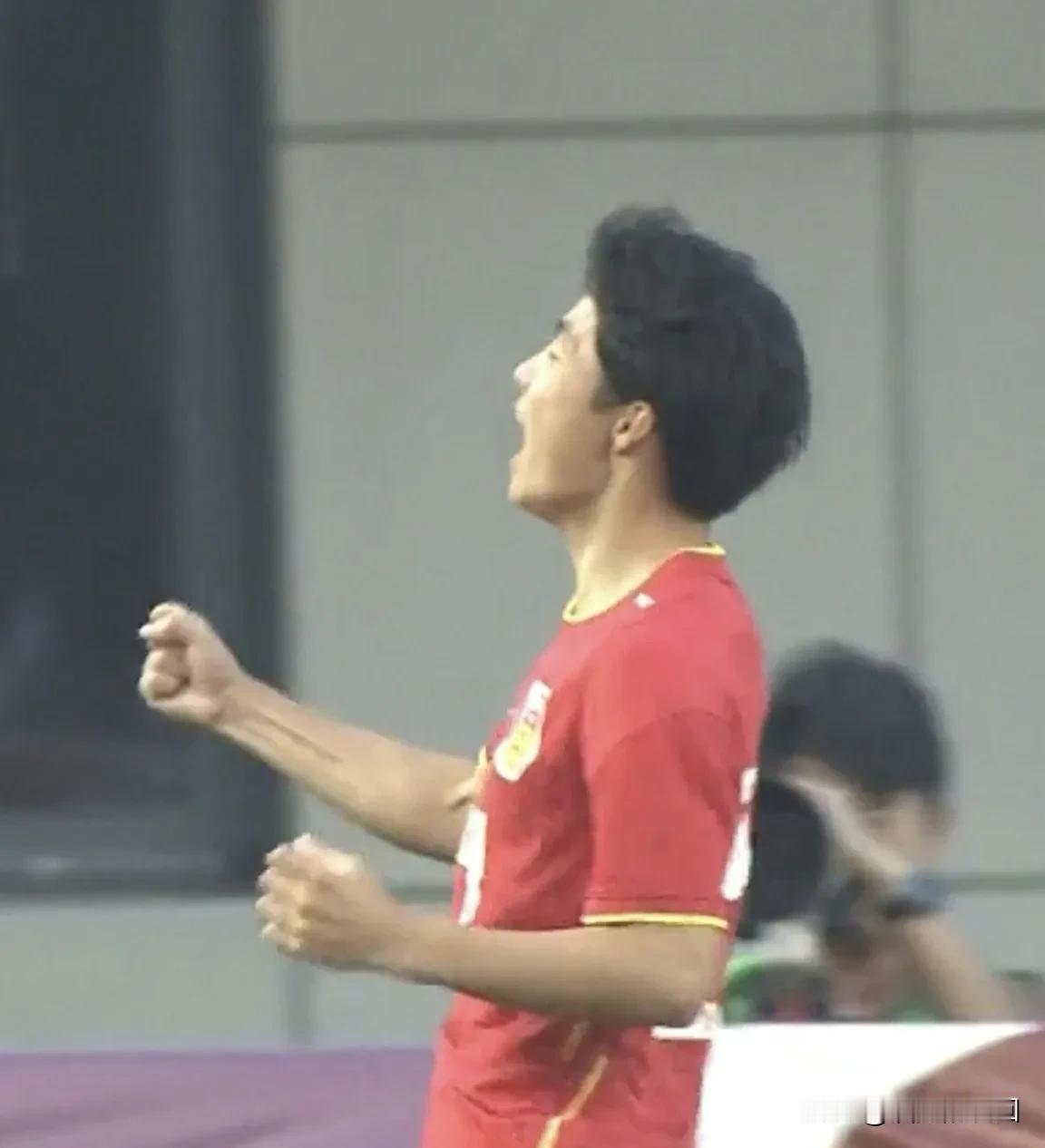 U16国足1-0沙特队，上半场领先。

今晚19:30分，中国之队“兴泰杯”呼和