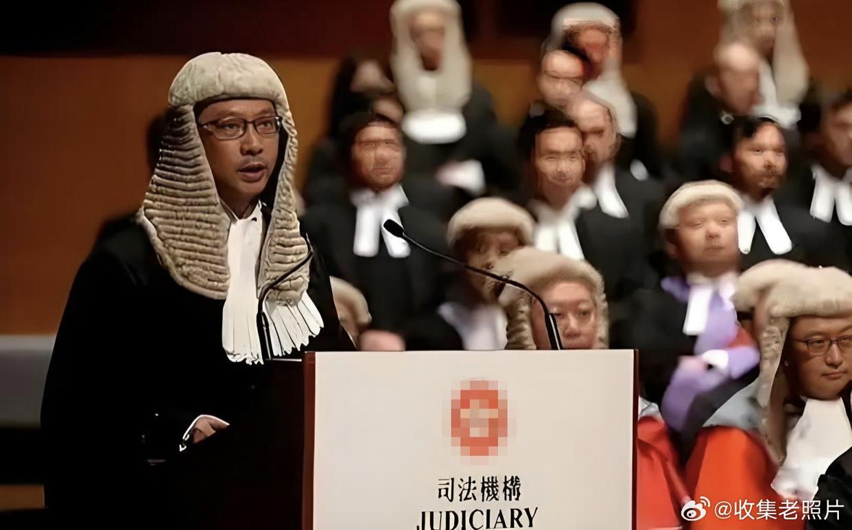 香港的法官什么时候能把英国殖民者遗留下来的戴假发白帽给彻底摘下来呢？这戴着白色假