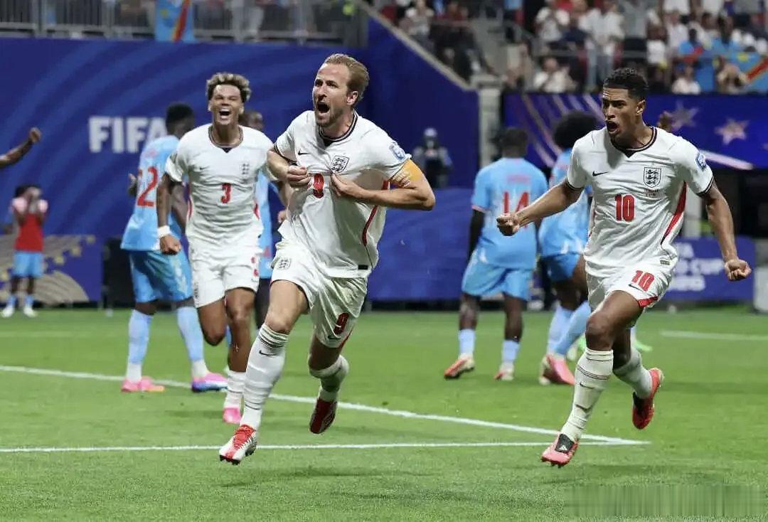 世界杯16强已产生10席，美国2:0胜波黑，3个东道主全部晋级。比利时点球绝杀进