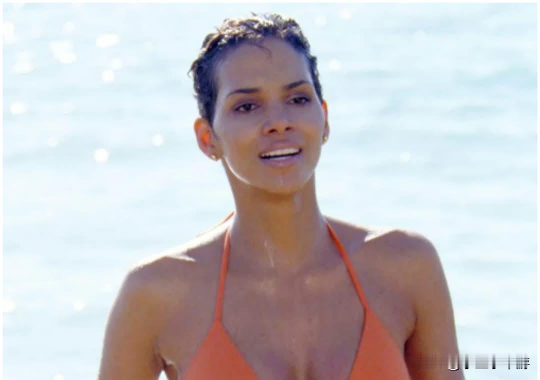 哈莉·贝瑞 证实：24年前《择日而亡》橙色比基尼仍收藏在家中
 
好莱坞影星哈莉