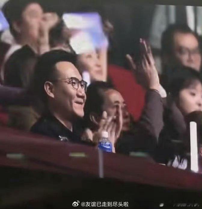 赵露思新经纪人刀哥，真名李炜，银河酷娱创始人前ceo 赵露思以后越来越好