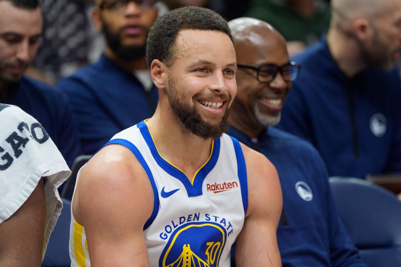 ➡也许这也是“Chef Curry”绰号的由来之一，不管您给我备什么食材，我就给