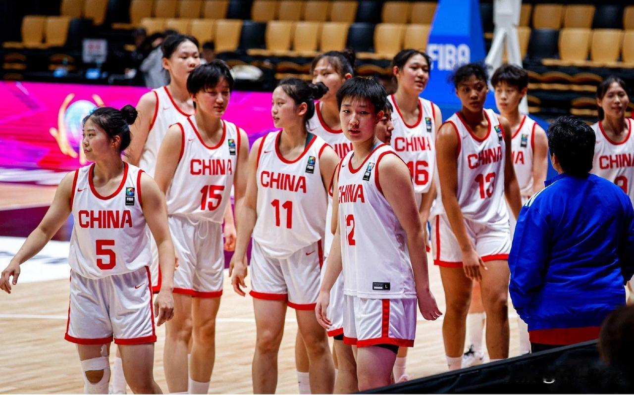 中国女篮誓争小组第一
北京时间7月14日18点，U17女篮世界杯小组赛第三轮，中