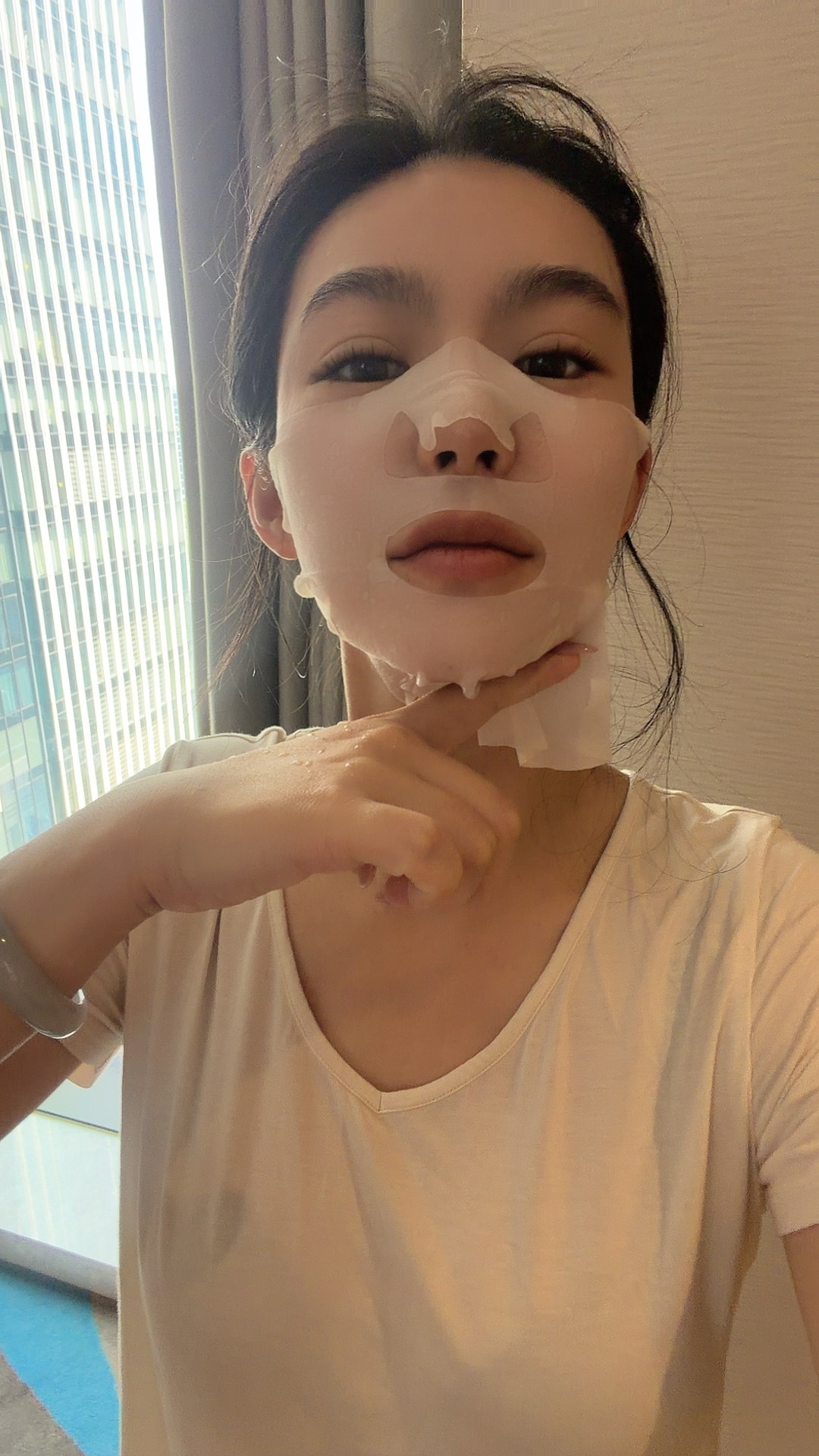 面膜，你这样让我有点尴尬图2👇我在南京必吃的外卖：张府园皮肚面，中辣！ 评论区
