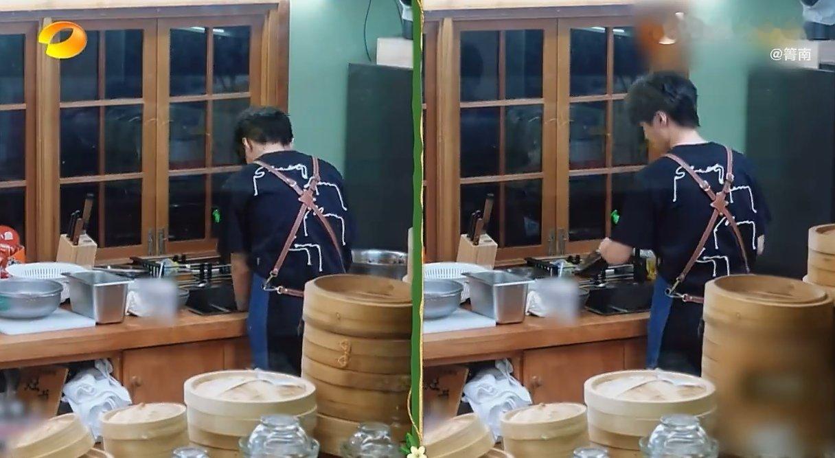 王俊凯主动承担打烊工作王俊凯安抚林大厨王俊凯观察力真的很敏锐，察觉到林大厨情绪低