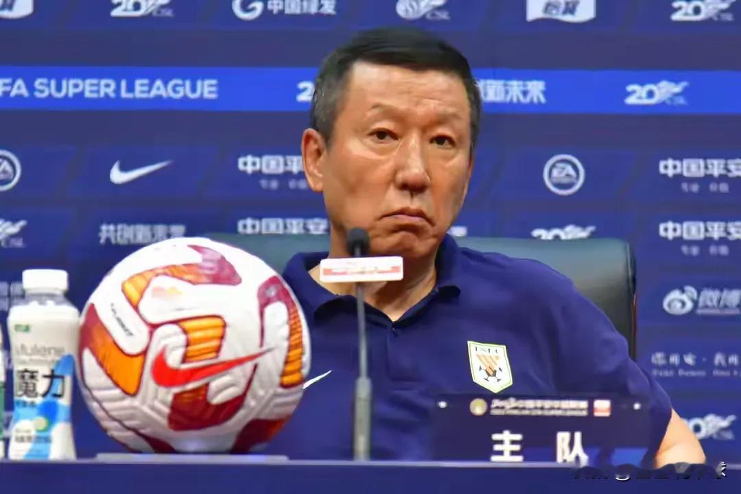 泰山2:0南通，赛后主教练崔康熙点评一针见血[玫瑰]
1. 本场比赛虽然天气炎热