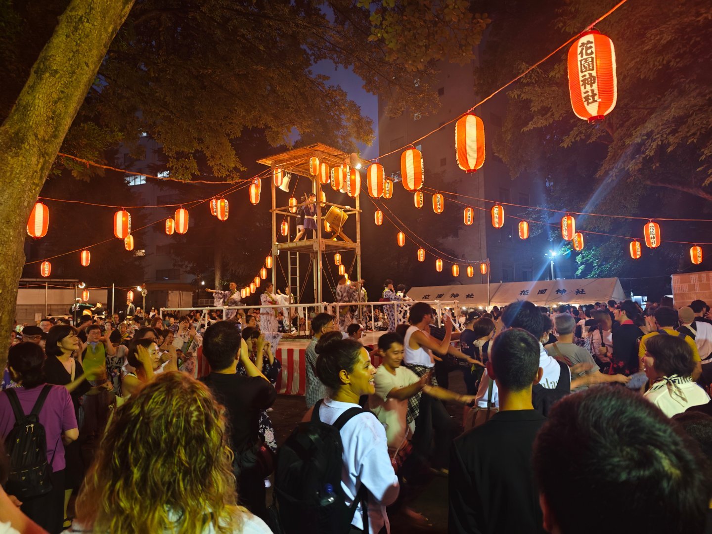 唉，二次元，唉，夏日祭怎么没有美少女陪我逛 
