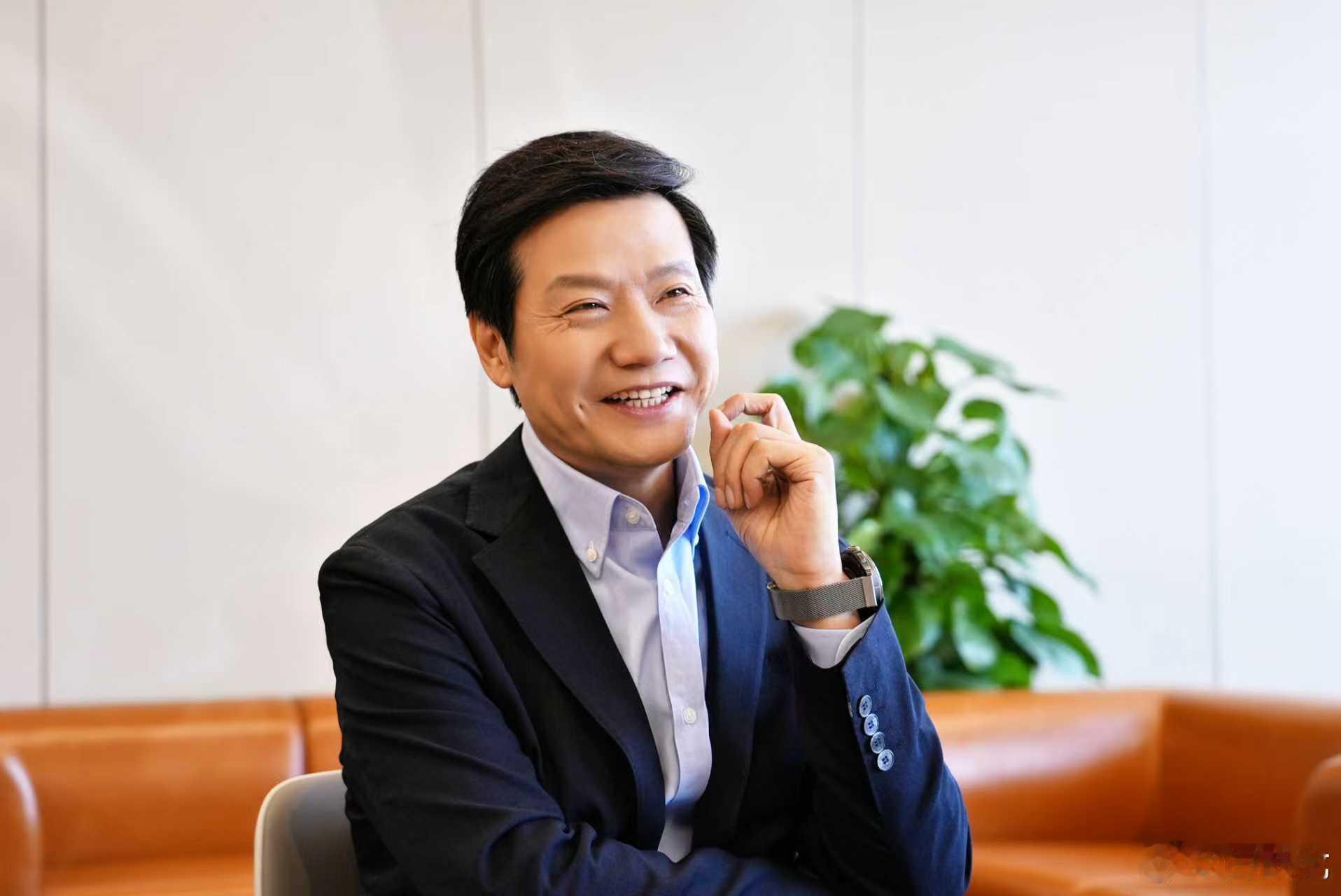 下一个五年，人工智能将深刻影响传统产业。“所有产业都值得用AI做一遍。”雷军以小