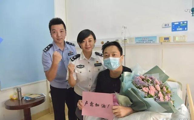 2019年厦门一逃犯被抓，意外得知抓捕民警患白血病，主动捐骨髓
事情还得从201