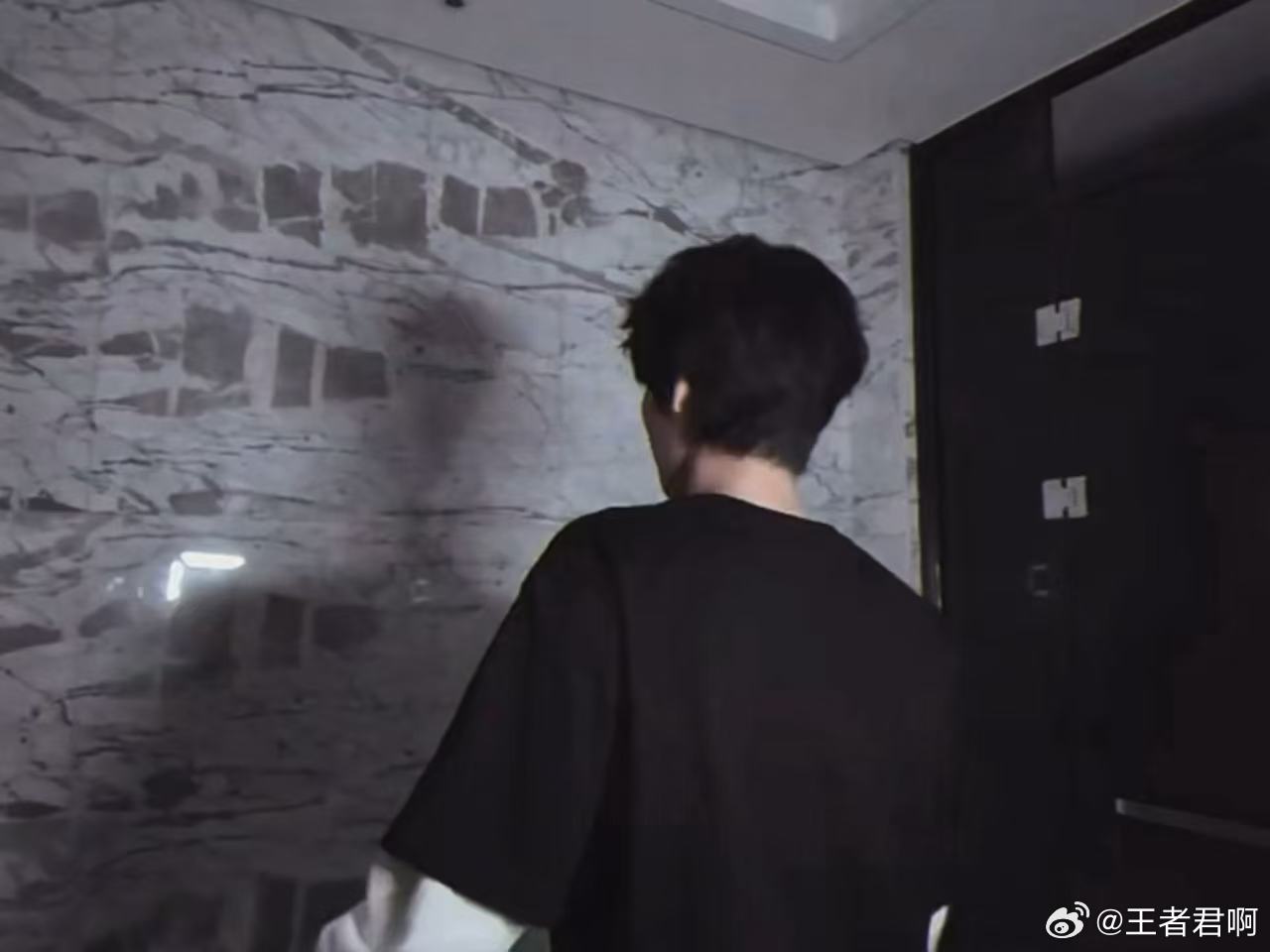 张真源好适合古风ost张真源解读相思锁张真源的古风嗓音真的无可替代，演唱《相思锁
