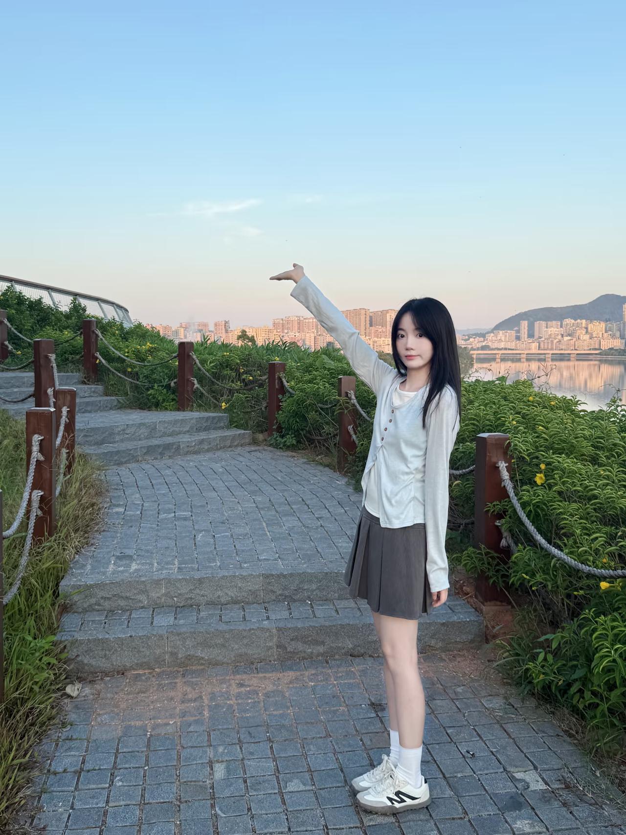 赖拍照了