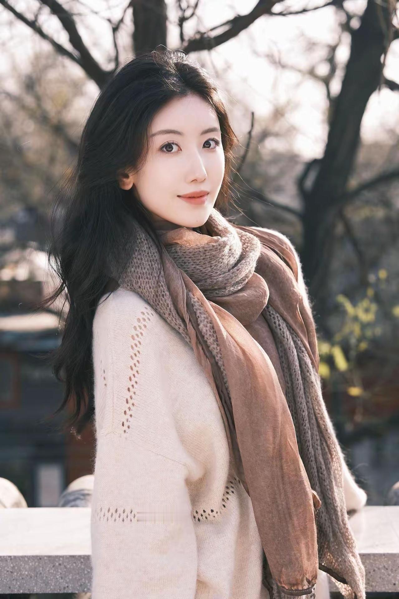 感情里没有谁输谁赢，只有双赢或者双输。别总想着争个对错，家庭不是法庭。