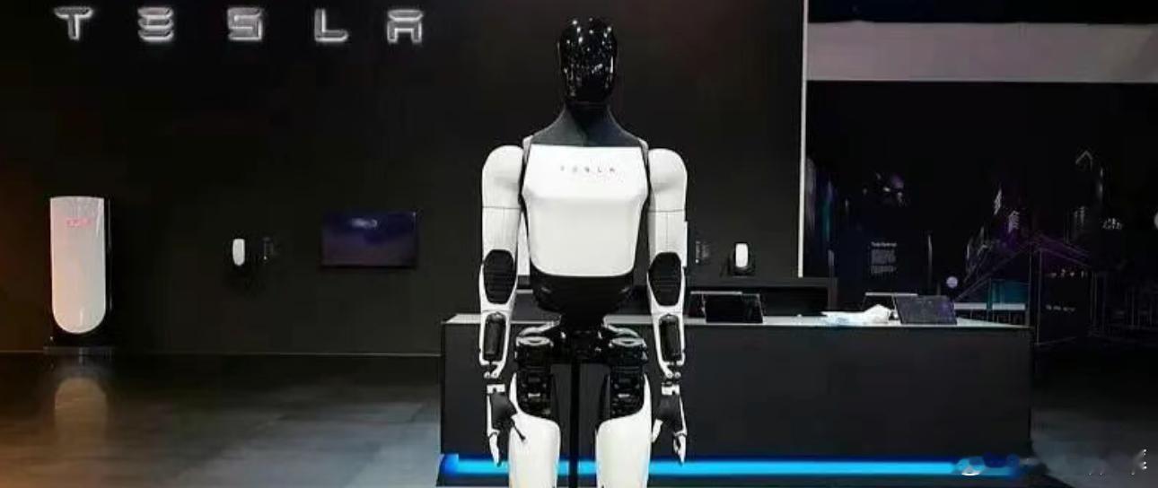 特斯拉刚刚发布2026年第一季度财报，提到了Optimus的计划。本来马斯克是说